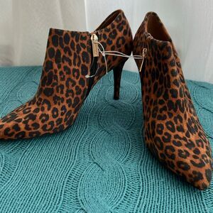 Jessica Simpson Leopard Print Zip bootie Animal Print